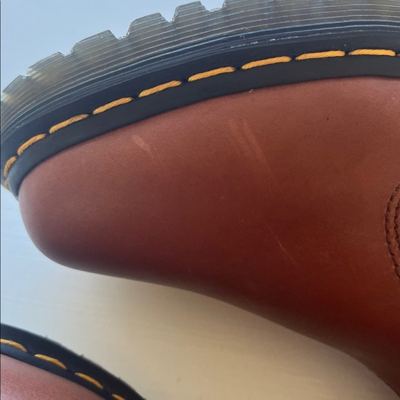 NWT Dr Martens 2976 Leonore Chelsea Boots Faux Fur Lined in Saddle Tan - Picture 8 of 8